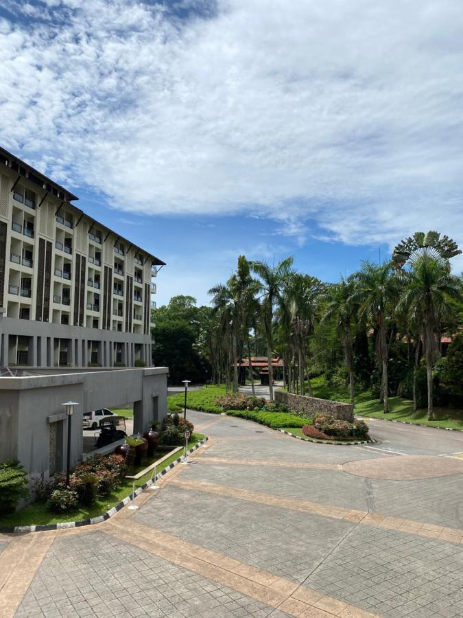 Garden View Pulai Springs Resort Skudai Bagian luar foto